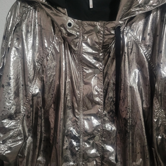 Free People sinched waist with hood rain jacket size xs/s oversized - Picture 11 of 16